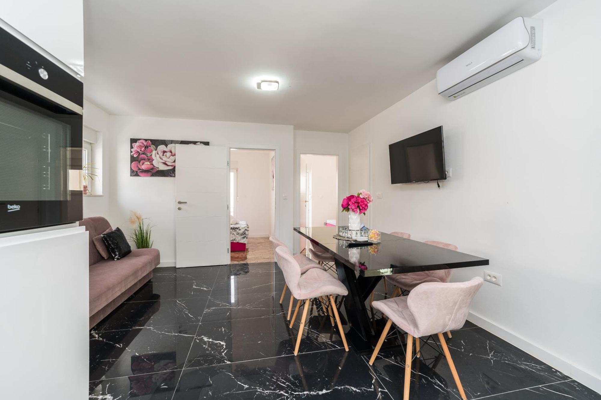 Holiday House Dominik Apartments Sveti Petar  Rum bild