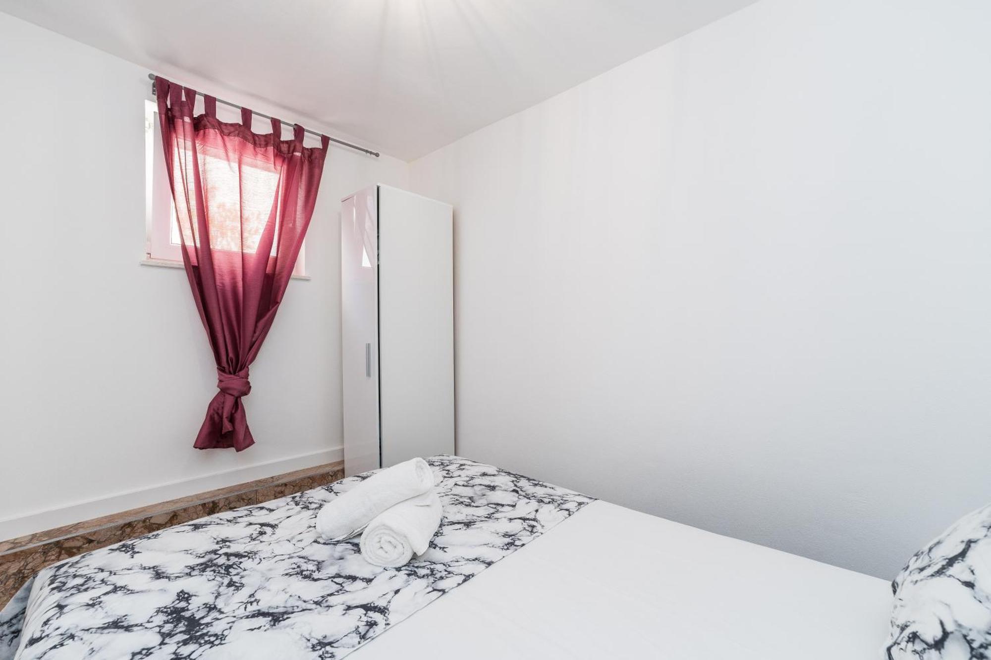 Holiday House Dominik Apartments Sveti Petar  Rum bild